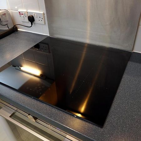 Stunning Central Exeter Apartment With Balcony And Fantastic View Екстериор снимка
