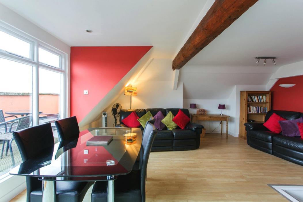 Stunning Central Exeter Apartment With Balcony And Fantastic View Екстериор снимка